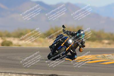 media/Oct-09-2022-SoCal Trackdays (Sun) [[95640aeeb6]]/Turn 15 (150pm)/